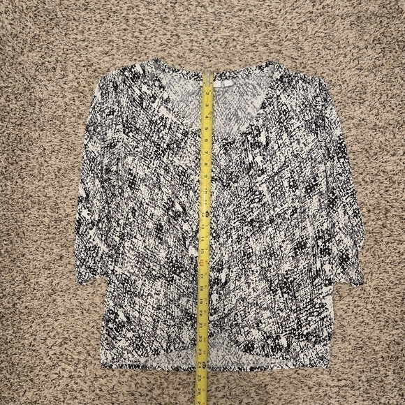 New York & Co Black White Gray 3/4 Sleeve Geometric Print Stretch Blouse Size L - Picture 7 of 12